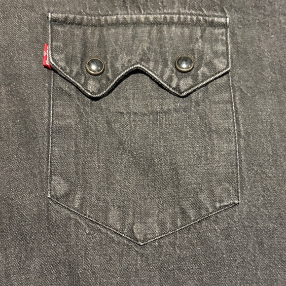 Levi's Men's Charcoal Western Button-Down Shirt - Picture 2 of 3